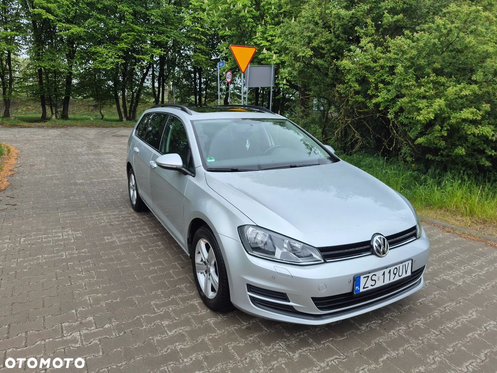 Volkswagen Golf 1.2 TSI BlueMotion Technology DSG Comfortline - 2