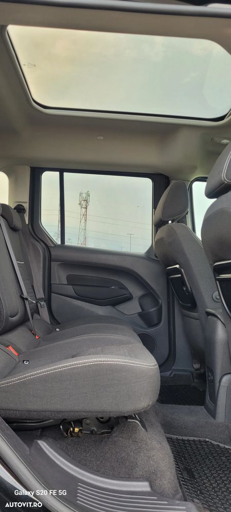 Ford Tourneo Connect - 17