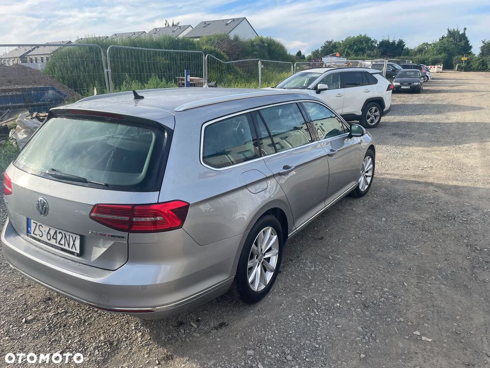 Volkswagen Passat 2.0 TDI BMT 4Mot Highline DSG - 3