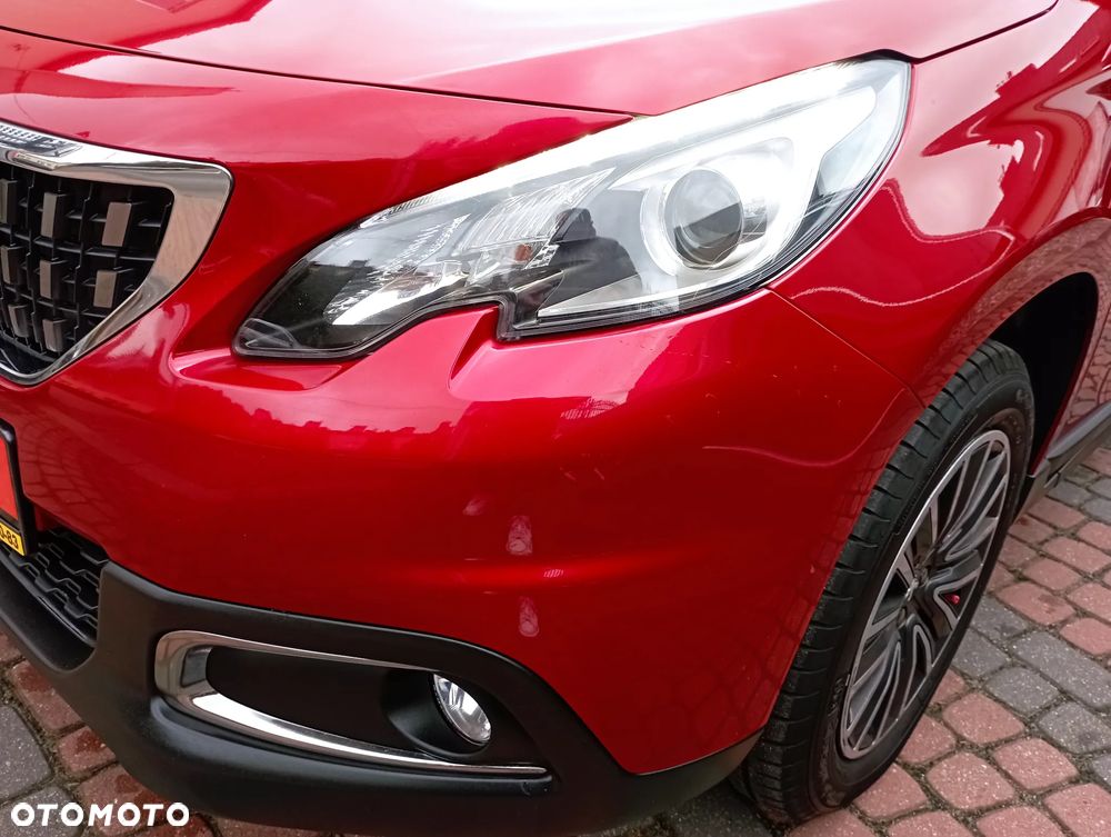 Peugeot 2008 1.2 Pure Tech GPF Active S&S - 23