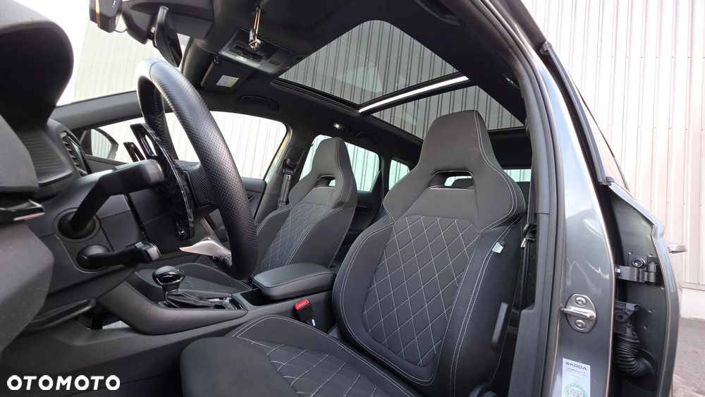 Skoda Karoq 2.0 TSI 4x4 DSG Sportline - 21