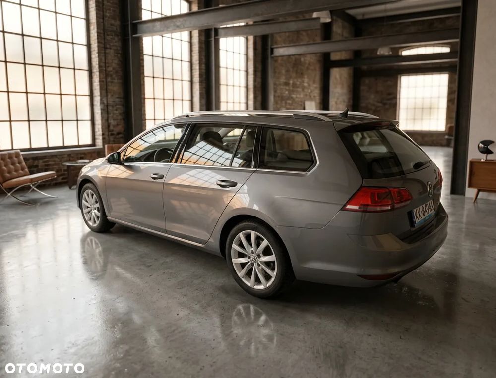 Volkswagen Golf 1.2 TSI Highline - 5