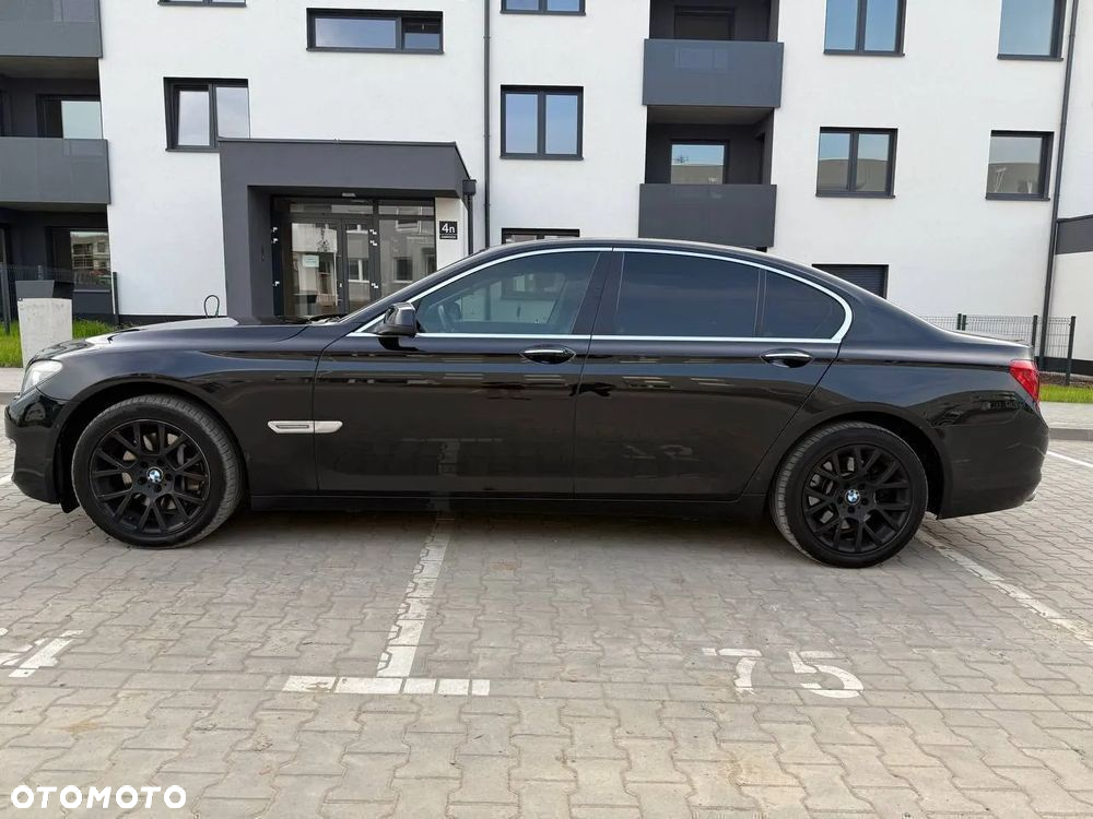 BMW Seria 7 730d - 13