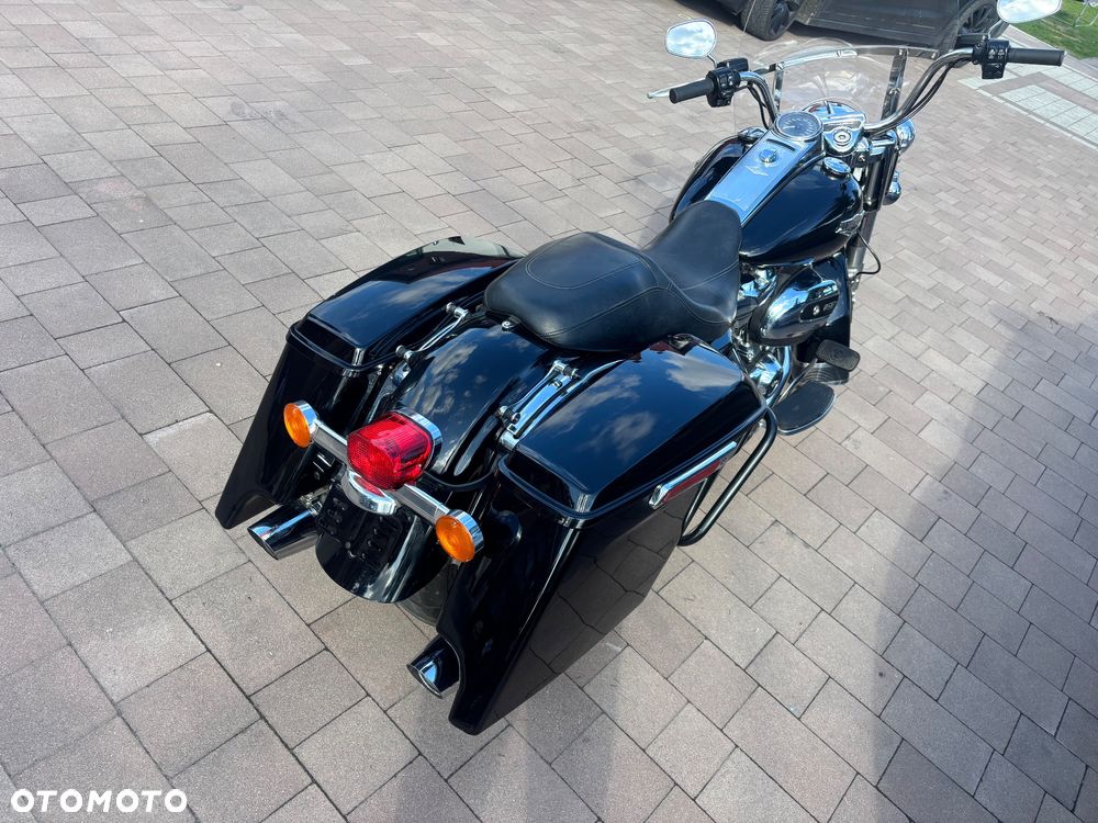 Harley-Davidson Touring Road King - 2