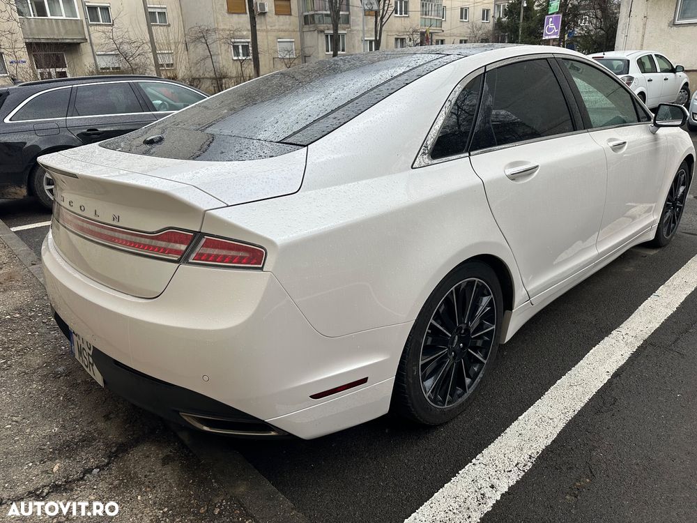 Lincoln MKZ - 4