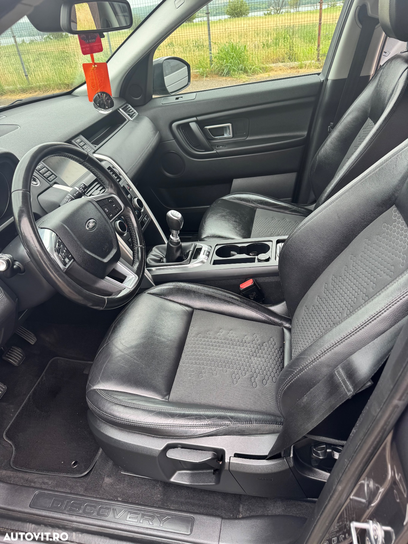 Land Rover Discovery Sport - 7