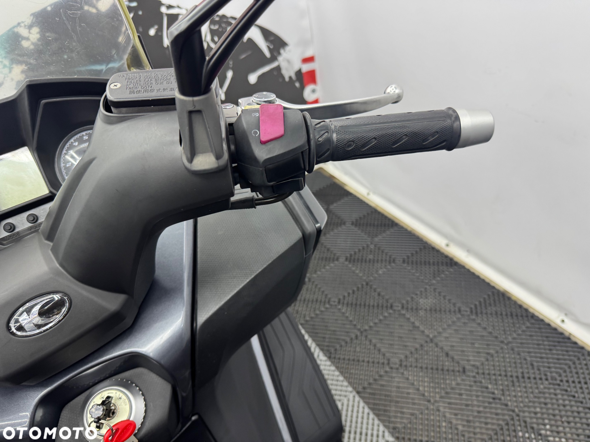 Kymco Downtown - 33