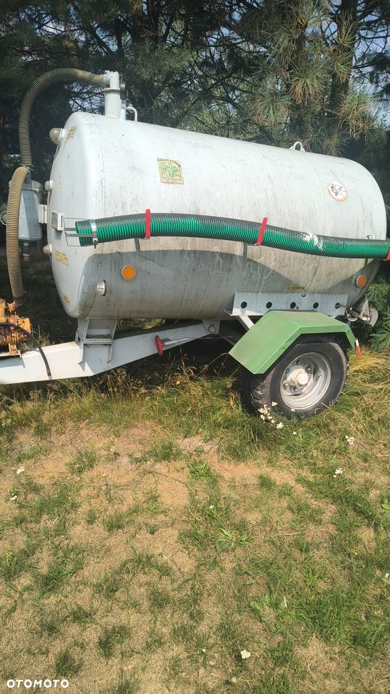 Inny Bizon, Zetor C 360 i maszyny rolnicze - 25