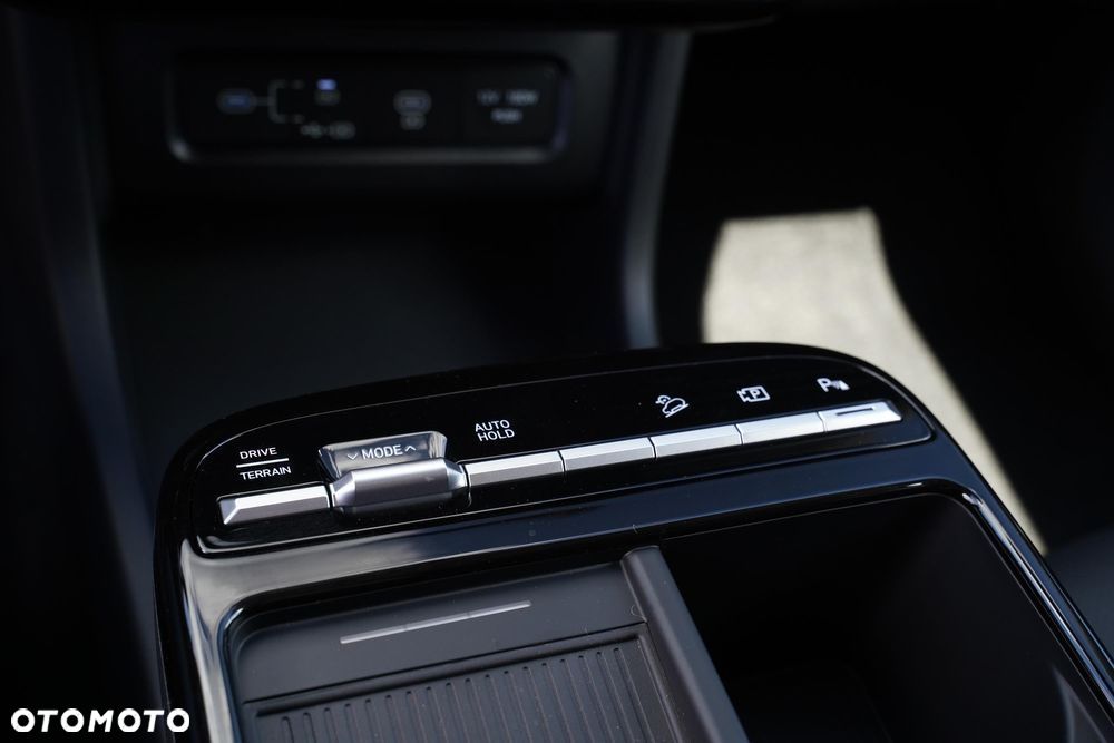 Hyundai Tucson 1.6 T-GDi HEV Platinum 4WD - 12