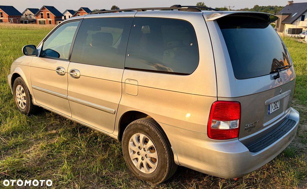 Kia Sedona 3.5 V6 LX - 6