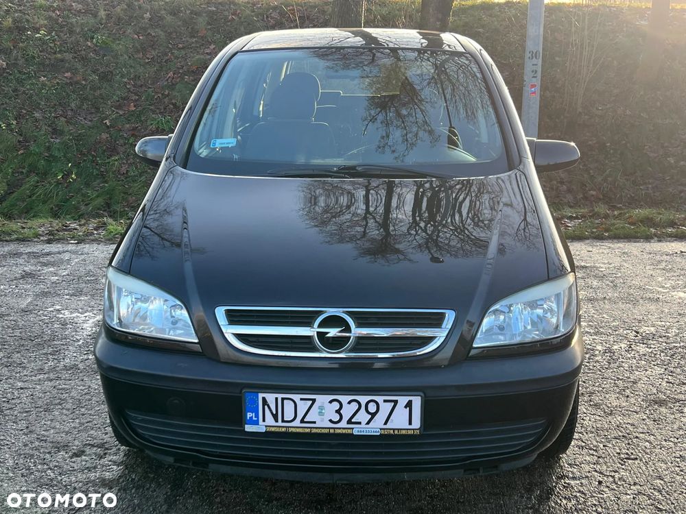 Opel Zafira 1.8 16V Elegance - 2