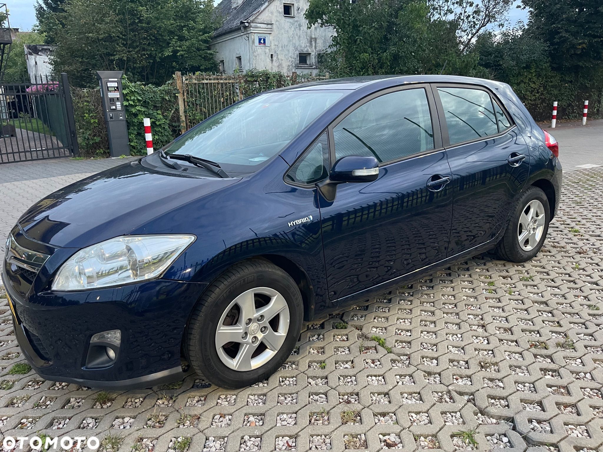 Toyota Auris 1.8 HSD Prestige NAVI - 1