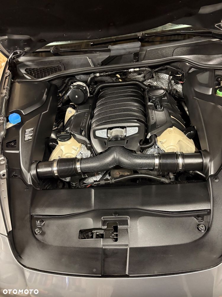 Porsche Cayenne - 15