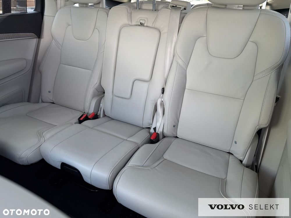Volvo XC 90 - 16