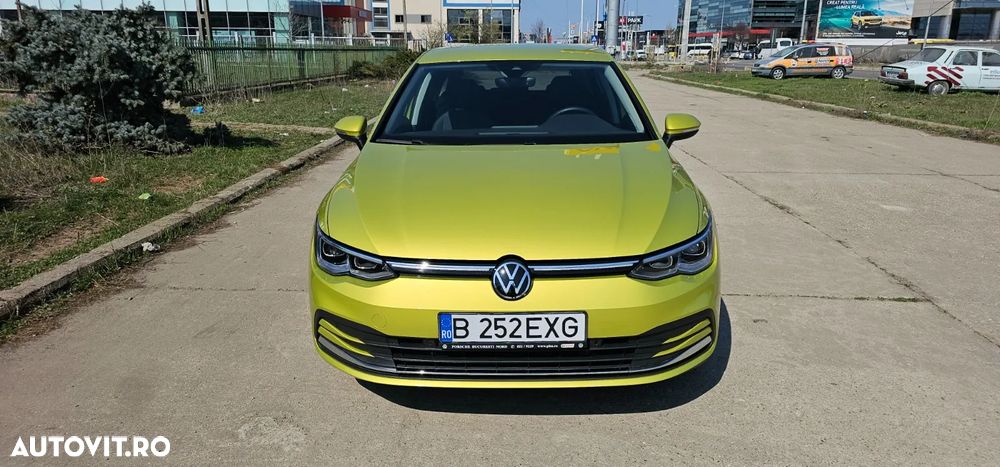 Volkswagen Golf 1.5 eTSI ACT DSG MHEV Style - 6