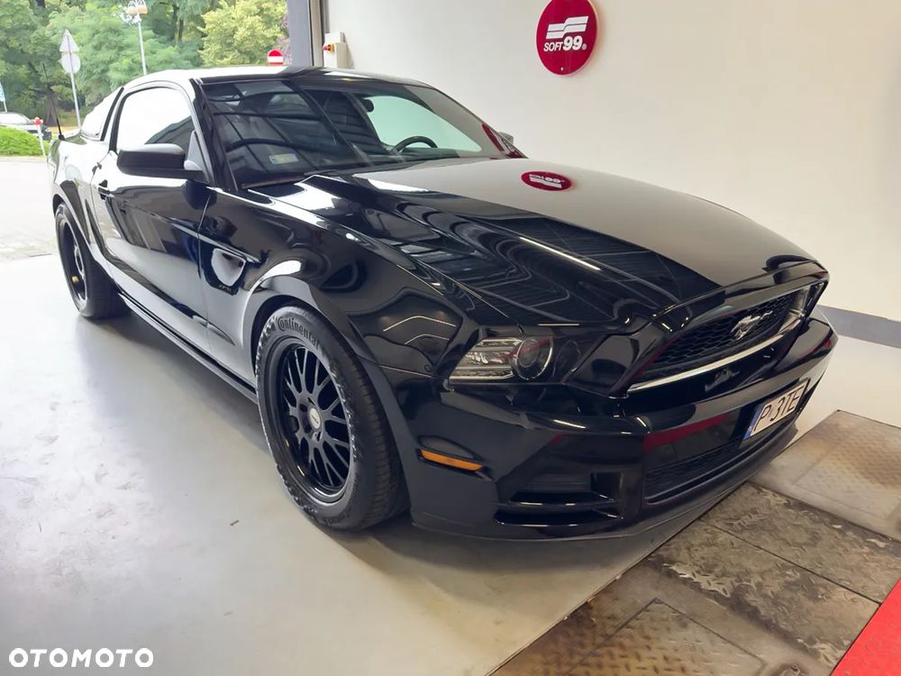 Ford Mustang 3.7 V6 - 1
