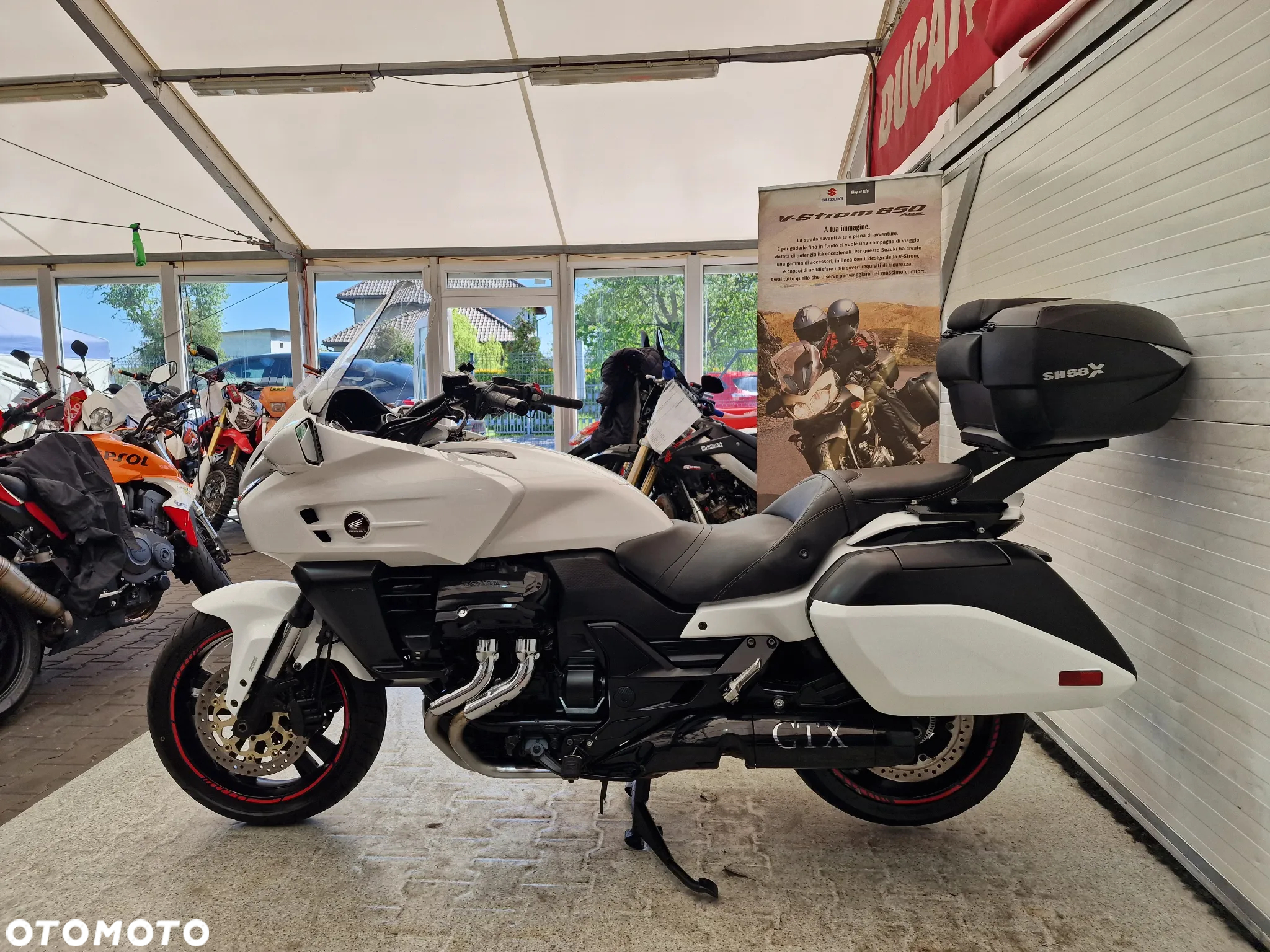 Honda CTX - 18