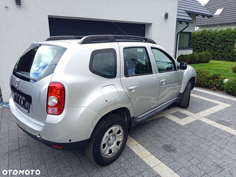 Dacia Duster 1.6 16V 4x2 Laureate - 11