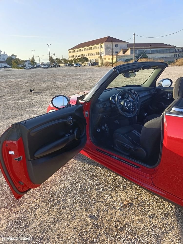 MINI Cabrio Cooper D - 13