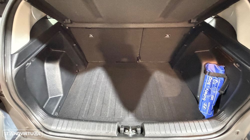 Hyundai Bayon 1.0 T-GDI Premium - 34