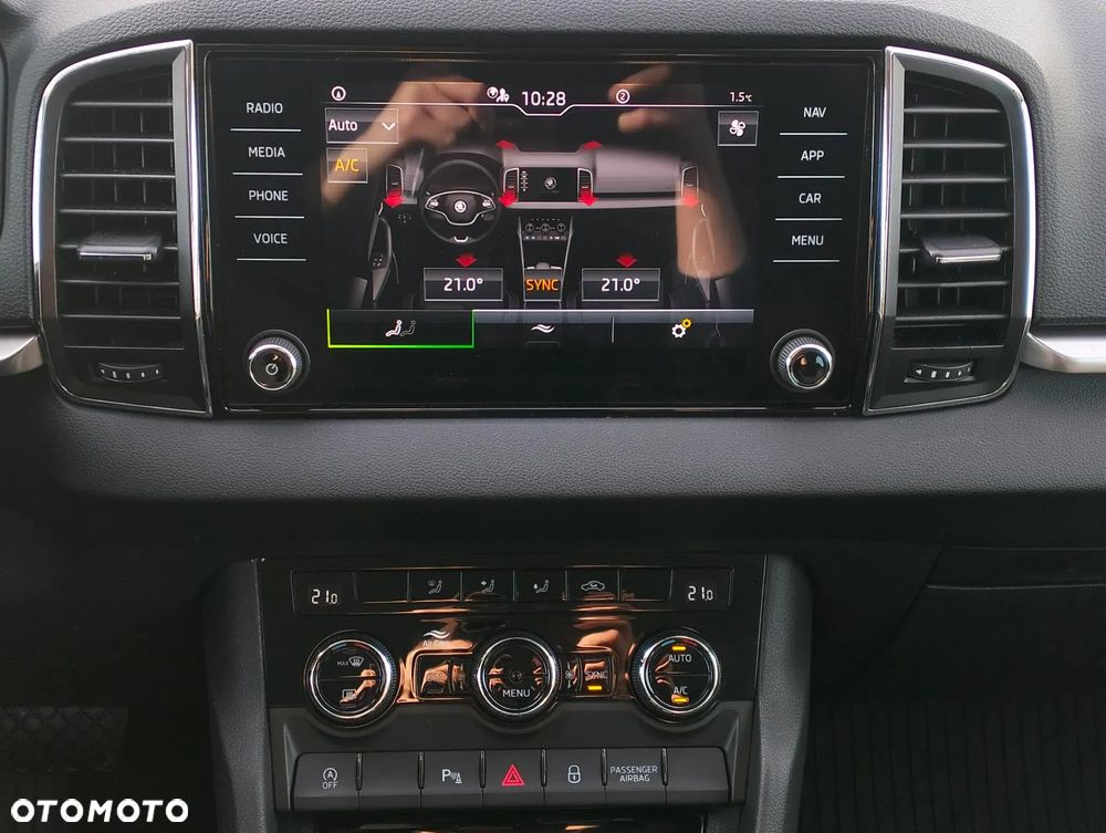 Skoda Karoq 1.5 TSI ACT Ambition DSG - 34
