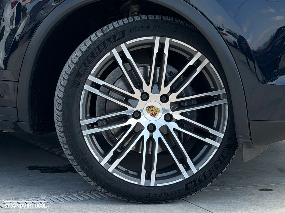 Porsche Cayenne 3.0 V6 - 6