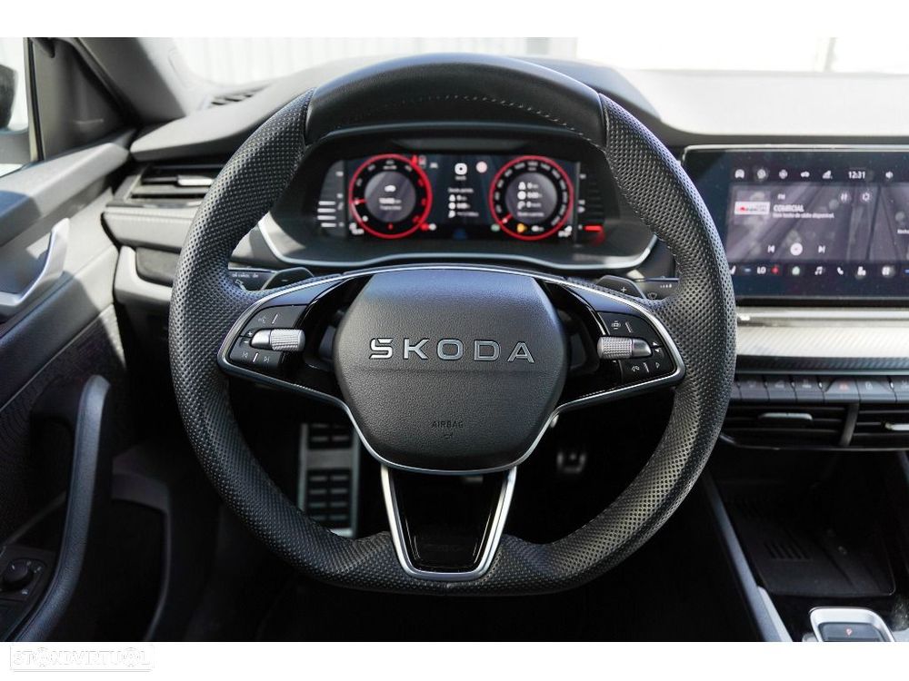 Skoda Octavia Break 2.0 TDI Sportline DSG - 23