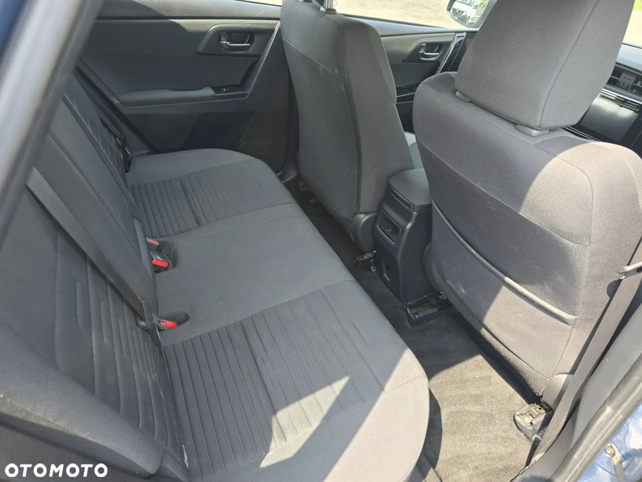 Toyota Auris 1.4 D-4D Comfort - 21