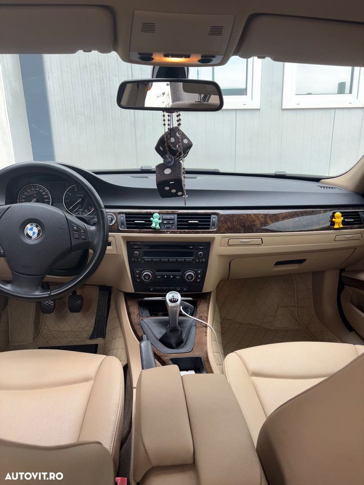 BMW Seria 3 318i - 7