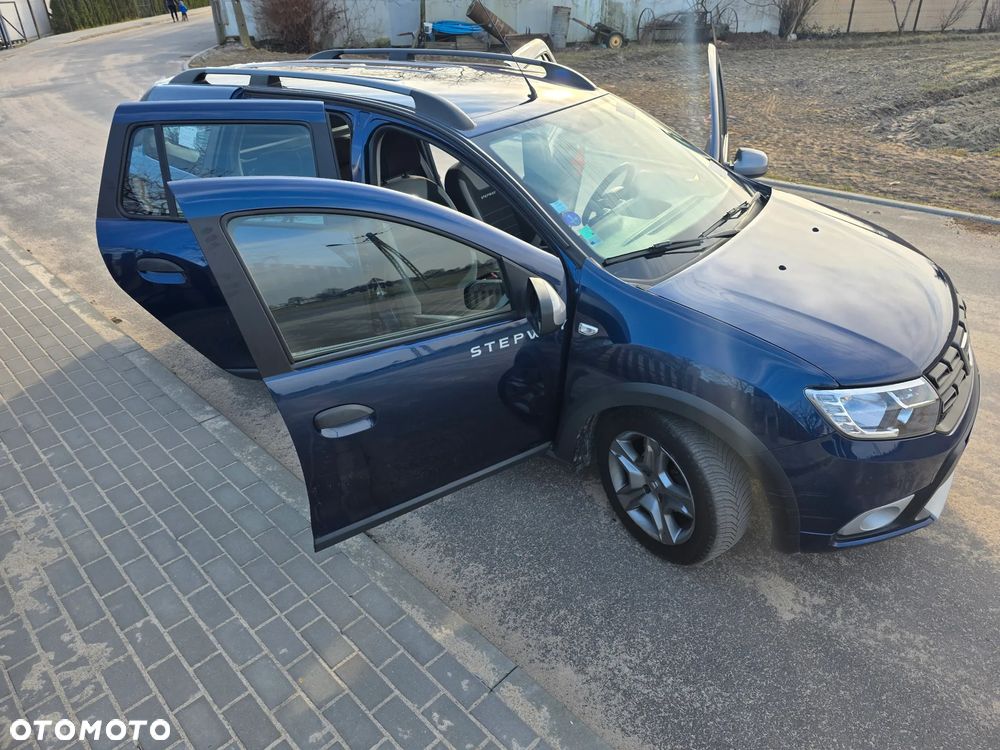 Dacia Logan TCe 90 (S&S) Stepway - 17