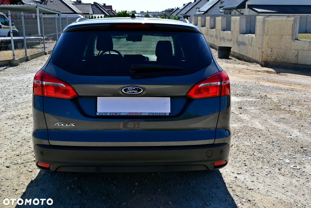 Ford Focus 1.5 TDCi DPF Start-Stopp-System Business - 8