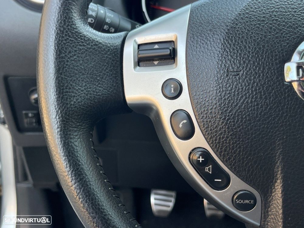 Nissan Qashqai 1.5 dCi Tekna Premium 17 - 27