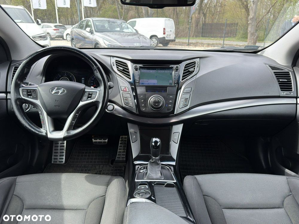 Hyundai i40 1.7 CRDi Comfort DCT - 17