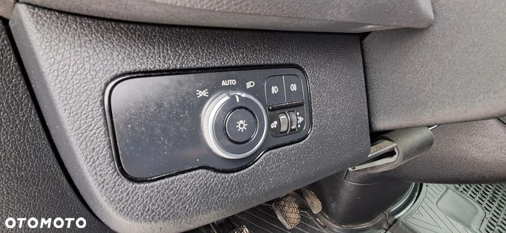Mercedes-Benz SPRINTER - 31