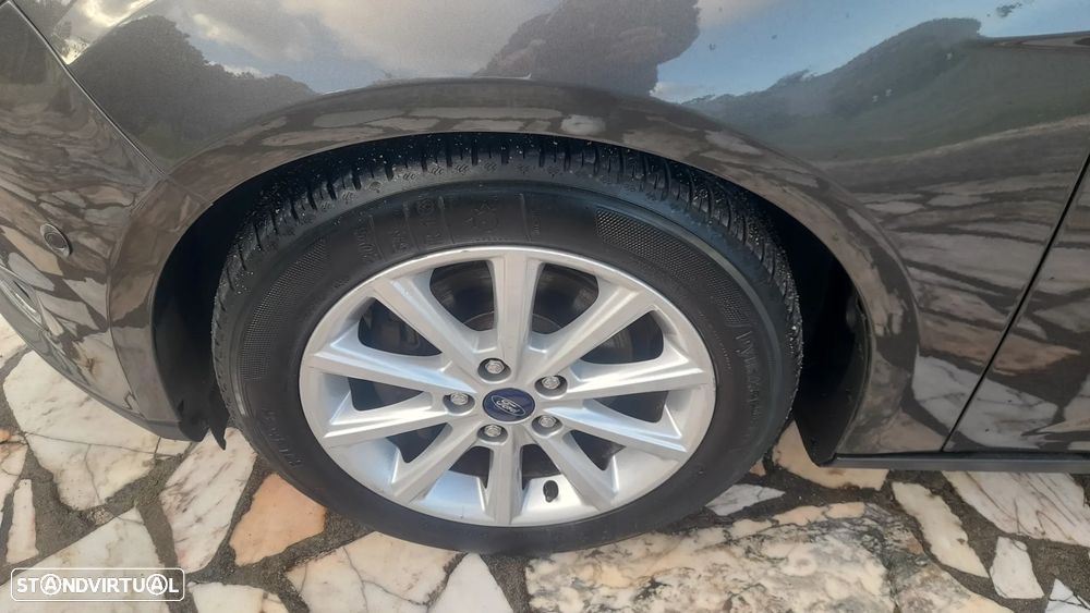 Ford Focus SW 1.0 SCTi Titanium - 14