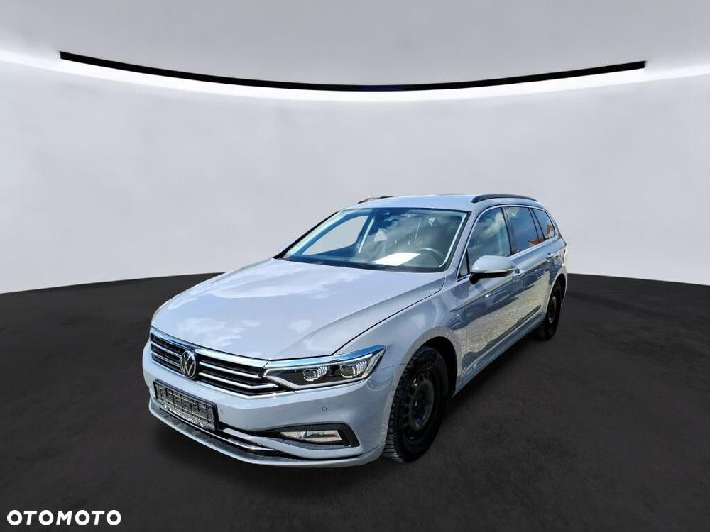 Volkswagen Passat - 2