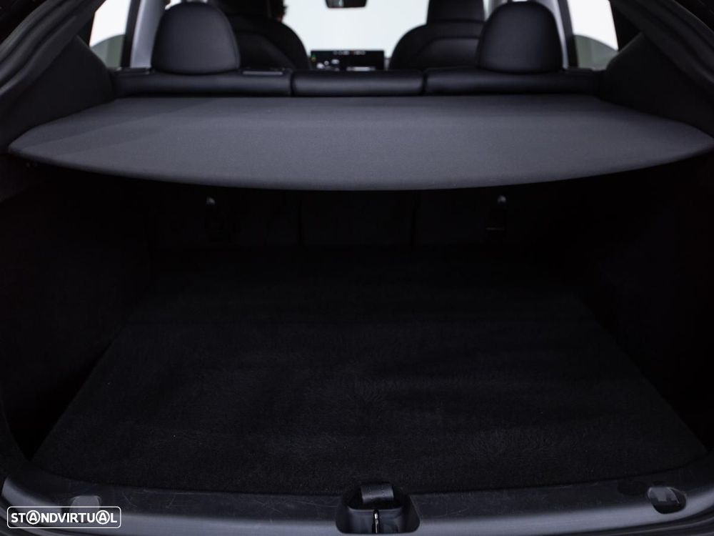 Tesla Model Y Performance Dual Motor AWD - 15
