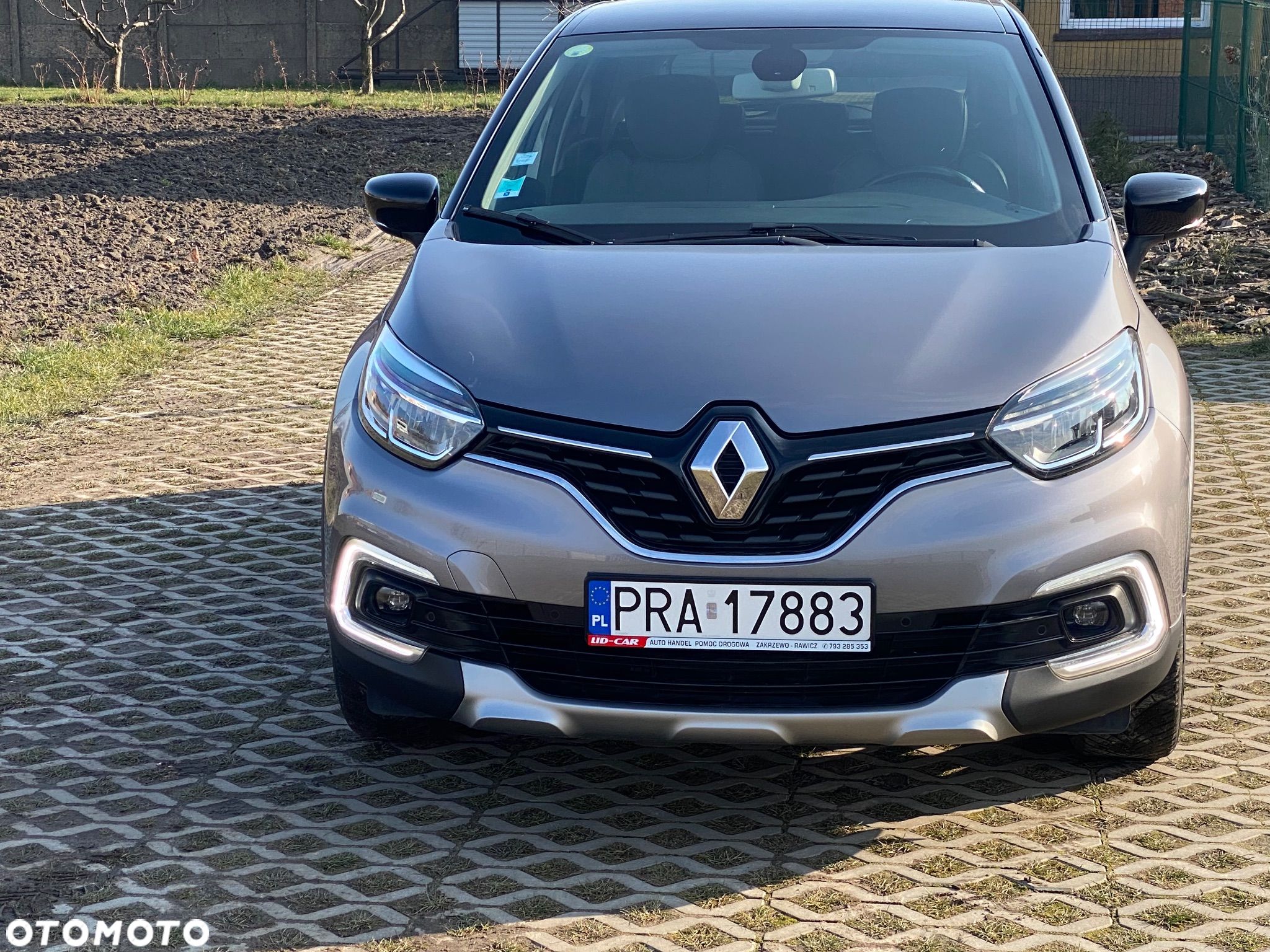 Renault Captur 1.5 dCi Energy Intens - 1