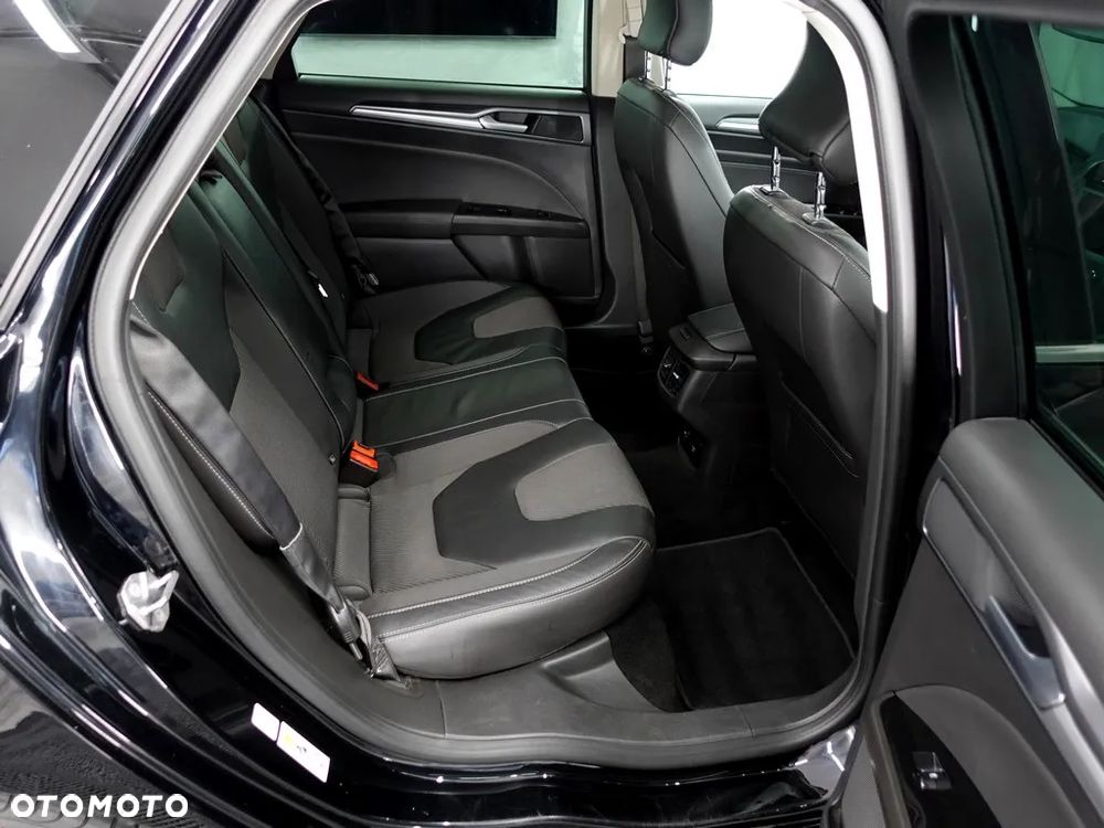 Ford Mondeo 2.0 TDCi Titanium - 9
