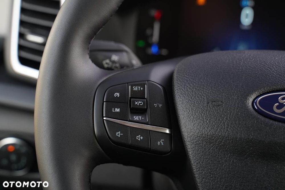 Ford Transit - 13
