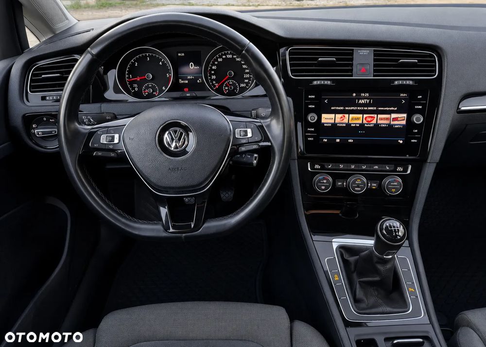 Volkswagen Golf 2.0 TDI BMT Highline - 9