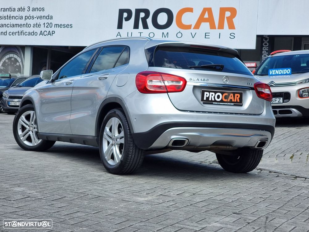 Mercedes-Benz GLA 180 CDI - 22