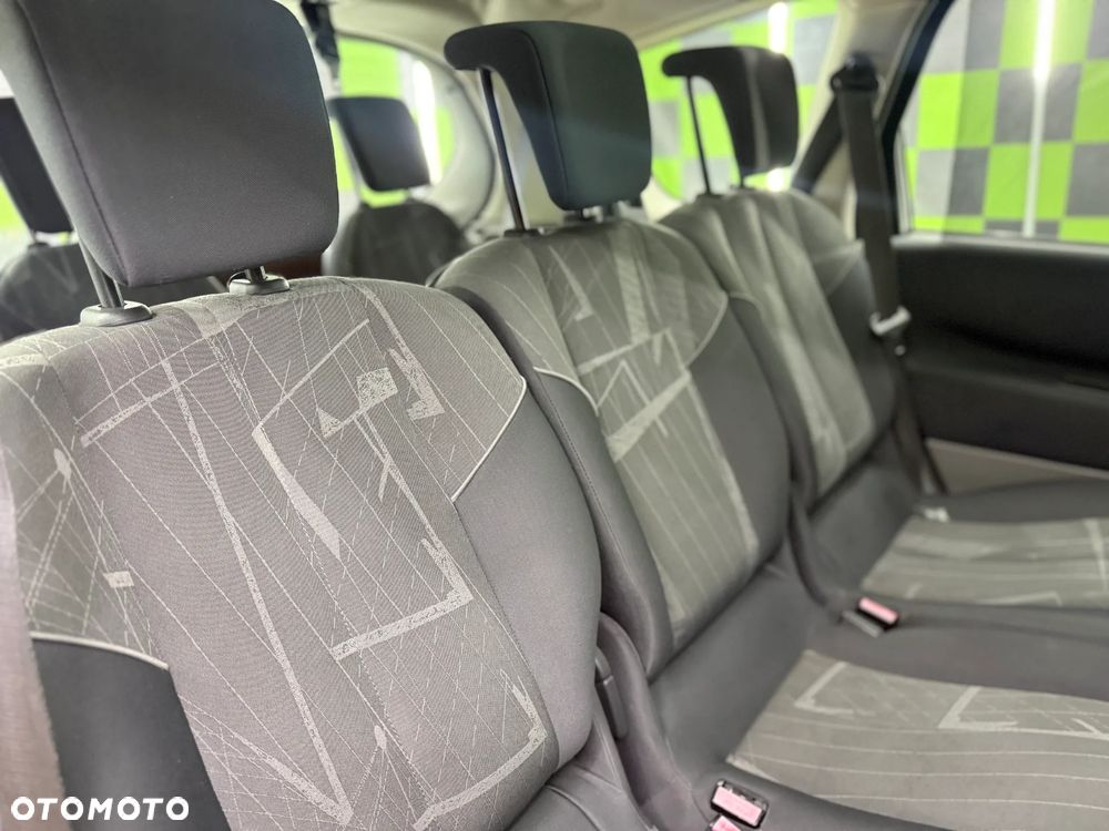 Renault Scenic 2.0 16V Luxe Expression - 36