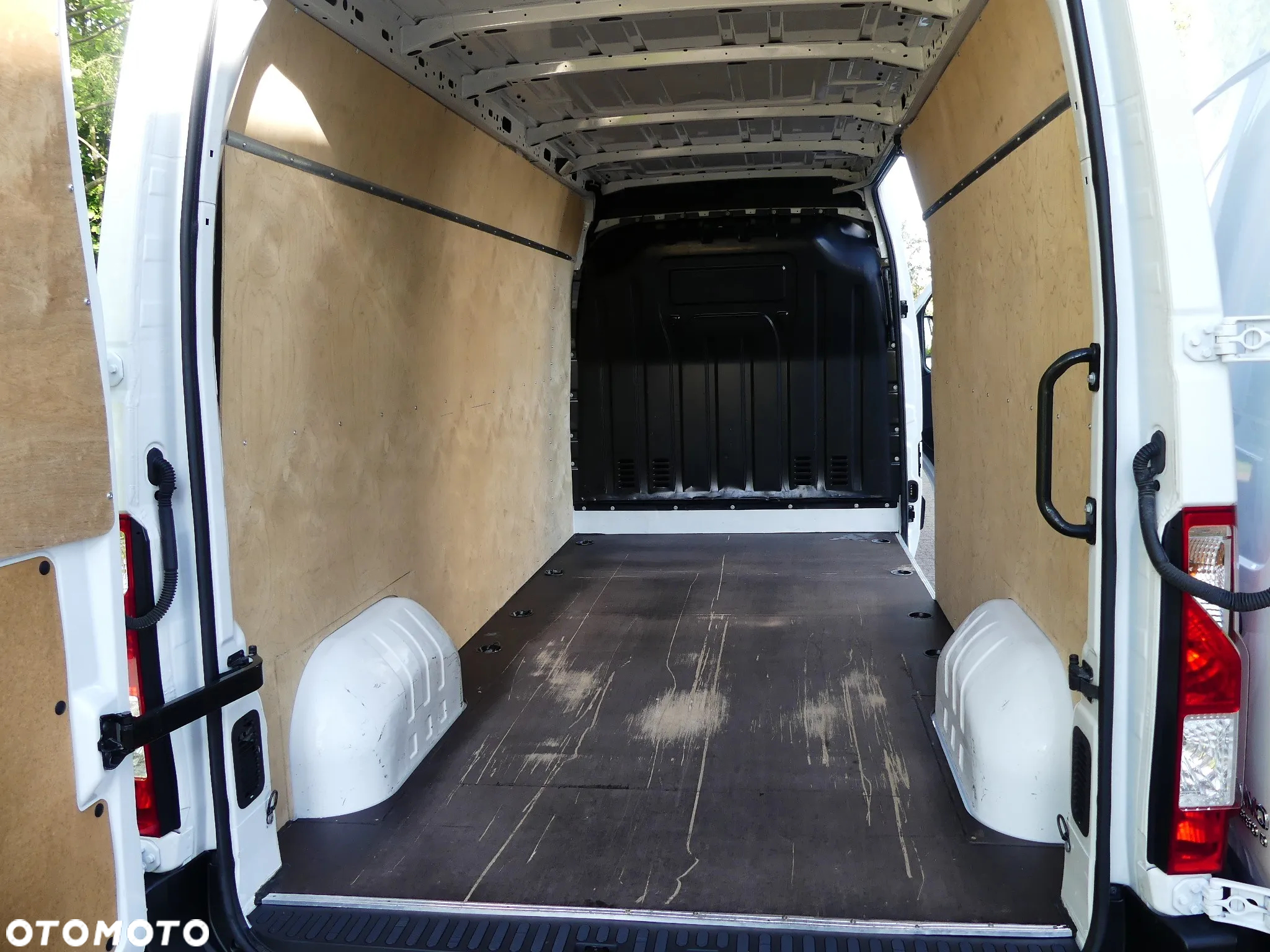 Opel Movano - 17