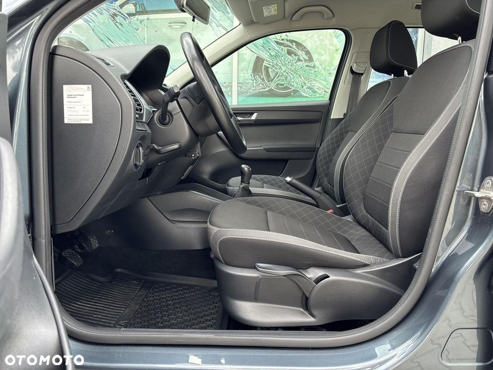 Skoda Fabia - 12