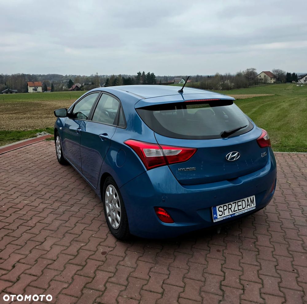 Hyundai i30 1.6 Comfort - 22