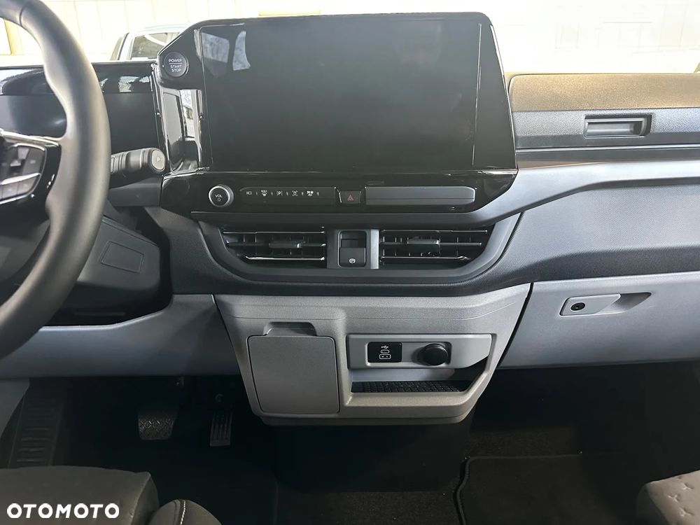 Ford Tourneo Custom - 7