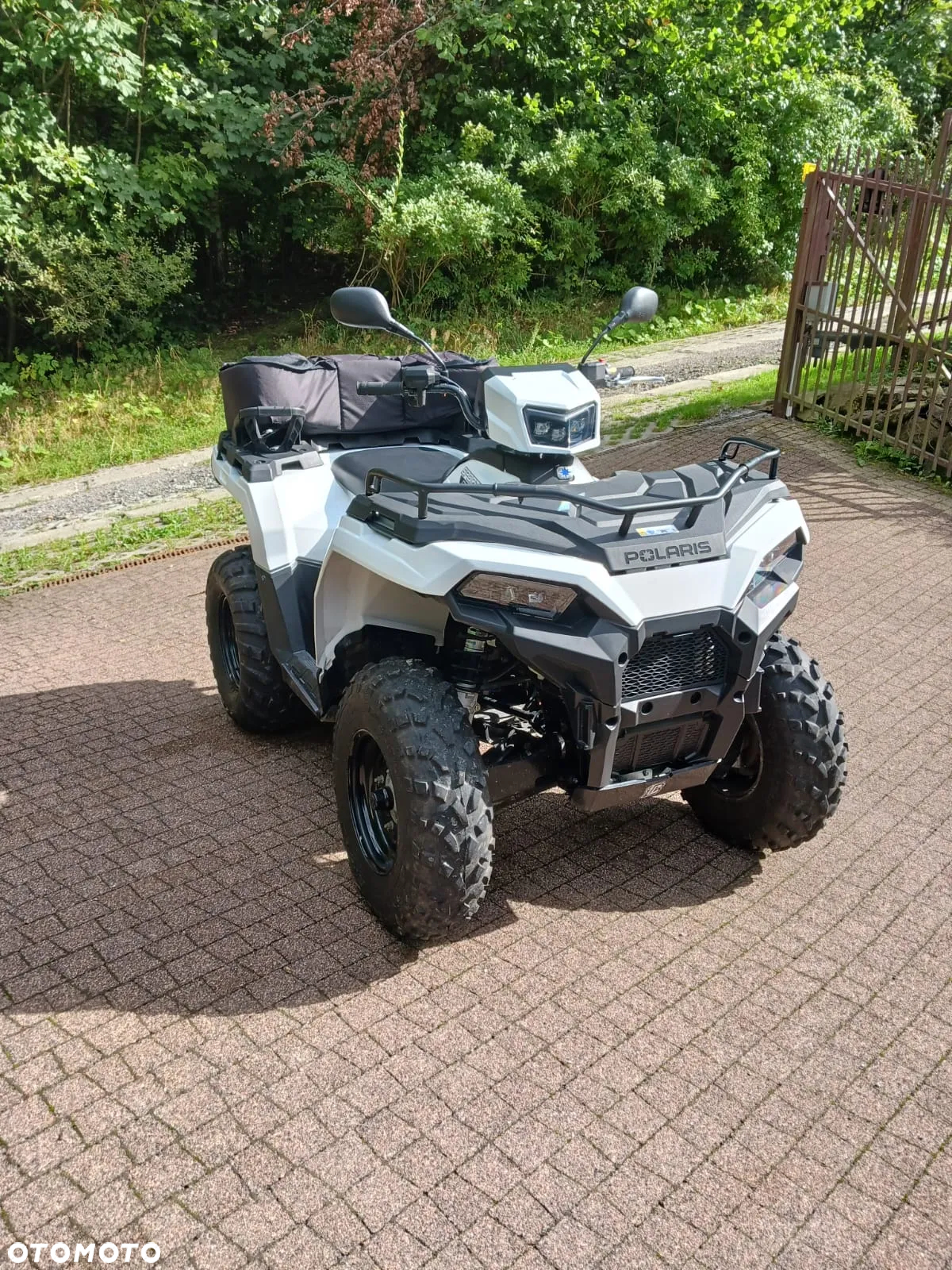 Polaris Sportsman - 6
