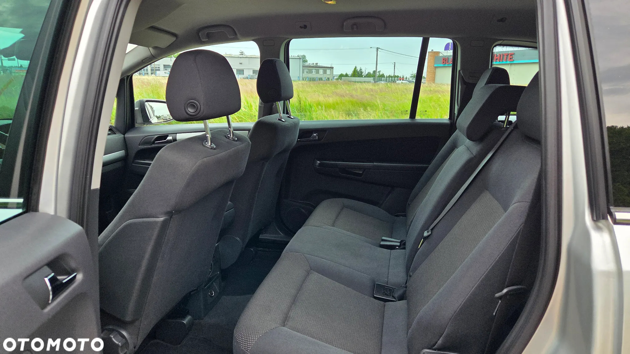Opel Zafira 1.8 Cosmo - 17