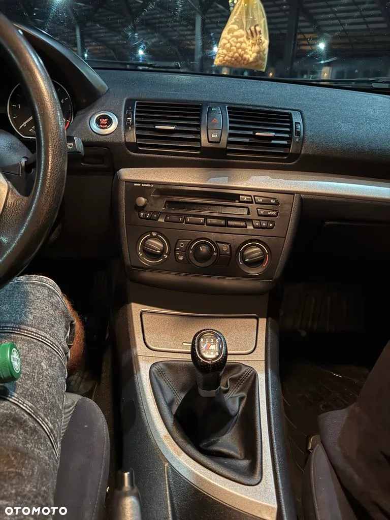 BMW Seria 1 118d - 8